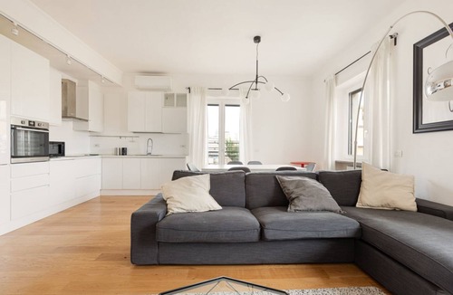 Ponte Seveso Apartment | Bright, brand new Apartment- Milano Centrale