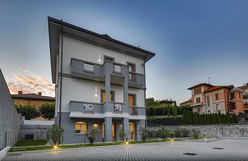 Gavirate Apartment | CA ’DEL RE’ SCARTOZZ Riva dei Bruti