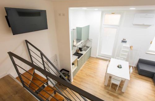 Roman Quarter Apartment | Ca' Garibaldi - Centralissimo appartamento 500mt da Palazzo Reale