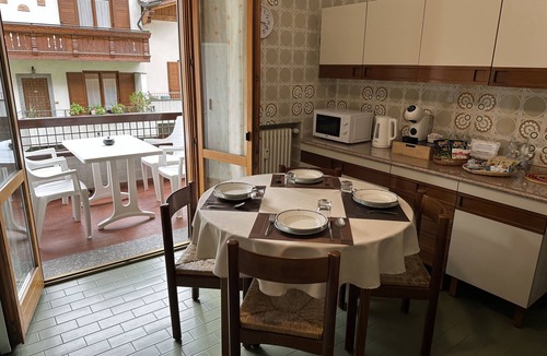 Madonna di Tirano Apartment | Ca’ Le Betulle – Spacious apartment 7 minutes from the Bernina Express