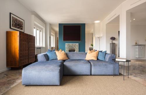Porta Venezia Apartment | Cadamosto Art Penthouse with Terrace R&R