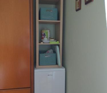 Fizzonasco House | Camera con bagno in villa