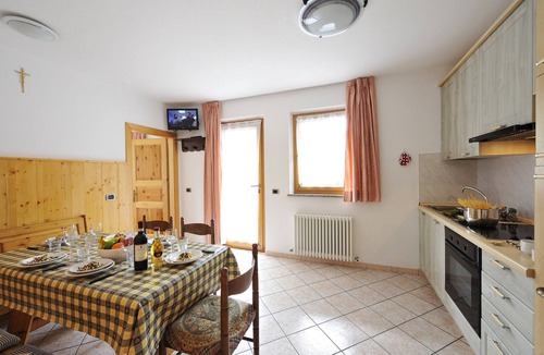 Livigno Apartment | Camoscio Ski in - Ski out 200m, Livigno, Italy