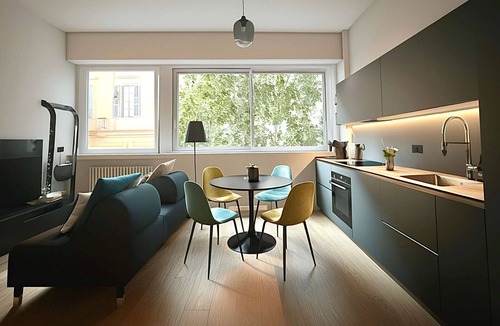 Borgonuovo Apartment | Casa Anna in Milano With 1 Bedrooms and 1 Bathrooms