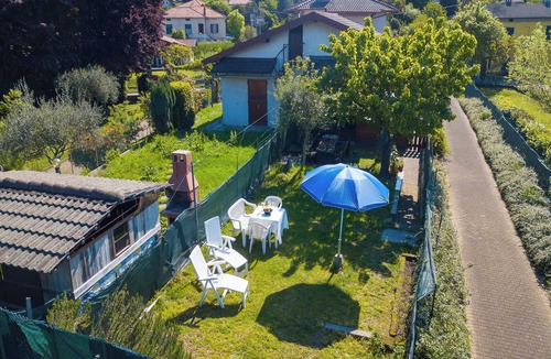 Laveno House | Casa Arianna Garden, Laveno Mombello, Italy