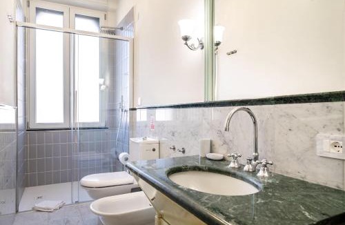 Porta Vittoria Apartment | Casa Bella 16 - 8 min to Metro, 15 min to LIN Airport, University area