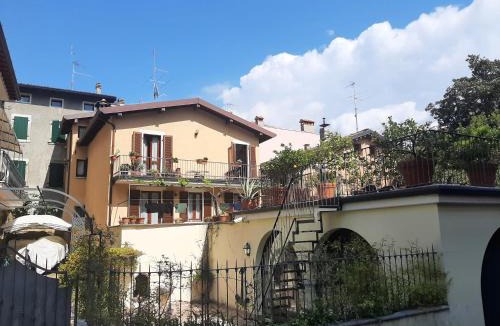 Gargnano Apartment | Casa castel