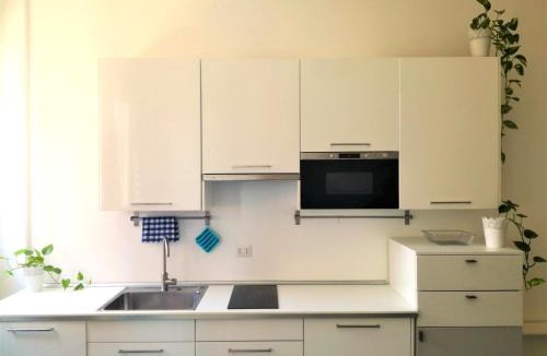 Magenta Apartment | Casa Clorofilla