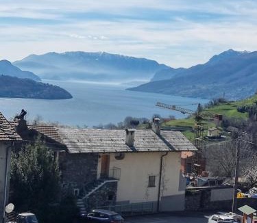 Vercana Apartment | Casa del pozzo