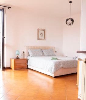 Angera House | Casa di Alice