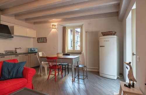 Paratico Apartment | Casa di Tully - One Bedroom Apartment, Sleeps 4