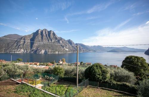 Riva di Solto Apartment | Casa Elga