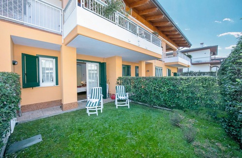Colombare Apartment | Casa Emma with Pool, Sirmione, Italy
