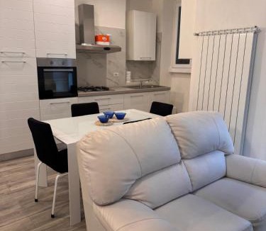 Lecco Apartment | Casa Fiordaliso