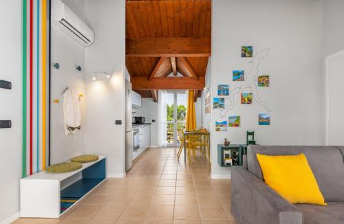 Bregnano Apartment | Casa Gialla 7a, New Apartment Milano&Como