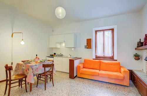 Cerro Apartment | Casa Gio, Laveno Mombello, Italy