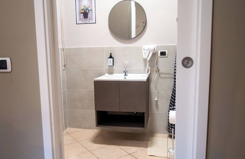 Corsico Apartment | Casa Giulia NAVIGLI MILANO, DUOMO - Forum Assago