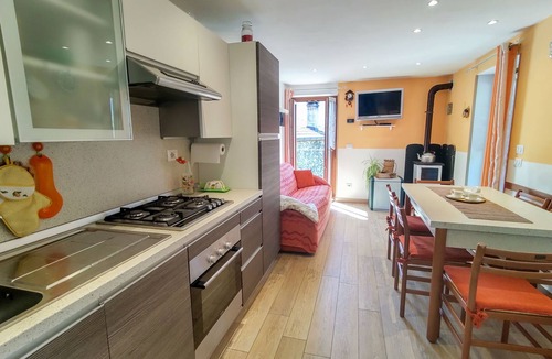 Cercino House | Casa Kiwi by Interhome