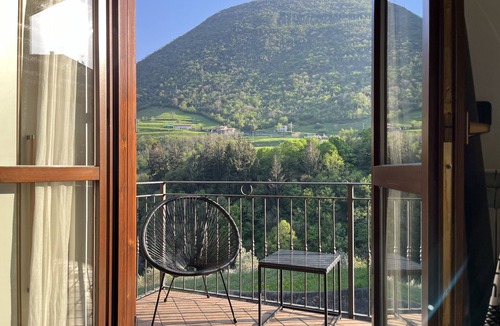 Tavernola Apartment | Casa Lago - Stunning View of Lake Iseo. Pool, Luxury & Tranquility: : ★