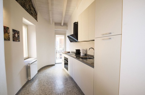 Castello Apartment | Casa Lea - Castelveccana