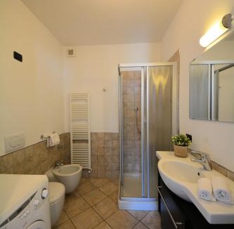 Vercana Apartment | Casa Lucia