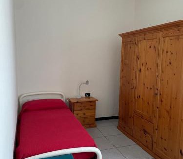 Ispra Apartment | Casa Maria-Appartamento in Villa