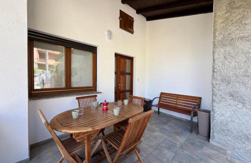 Stazzona House | Casa Maria Lake View Stazzona - Larihome A63