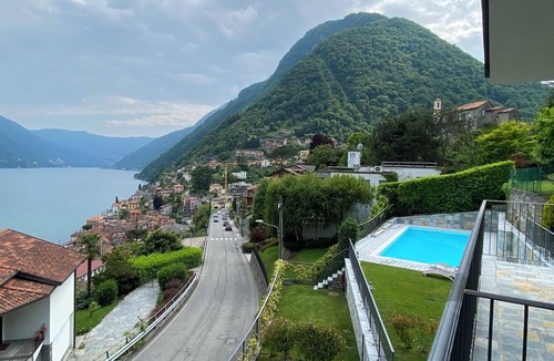 Argegno Apartment | Casa Mille Luci 2 Panoramic modern 2 bedroom unit with large pool
