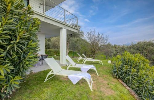 Gaino Apartment | Casa Oleandri With Pool And Lake View