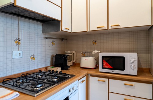 Oliveto Lario Apartment | Casa Onno con Vista Lago by Wonderful Italy