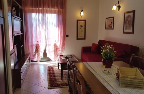 Voltino Apartment | Casa Palanca 2 balcony lake view By Garda Domus Mea