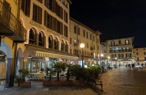 Lovere Old Town House | Casa Piazza Del Porto