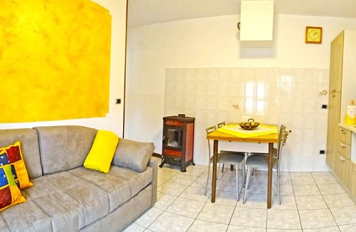 Pregasio Apartment | Casa Rosalia patio apartment