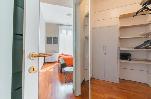 Magenta Apartment | Casa Sterlizia, by R Collection Apartment