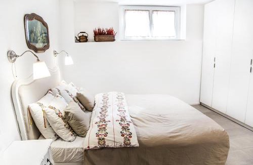 Castronno House | Casa Vacanze con Sauna
