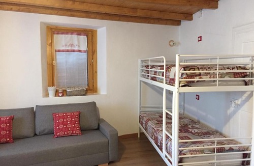 Piuro Apartment | Casa Vacanze Santa Croce