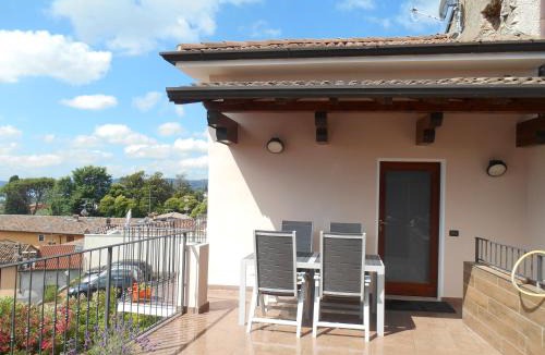 Moniga del Garda Apartment | Casa Vista Lago