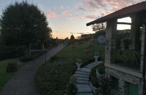 Albese con Cassano Bed & Breakfast | Casale Raffaello B&B Como