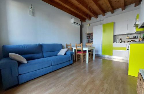 Crema Apartment | CasaOlivier appartamento con giardino e biciclette