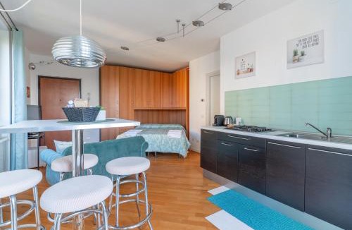 Vidigulfo Apartment | CasaTella - Monolocale con balcone