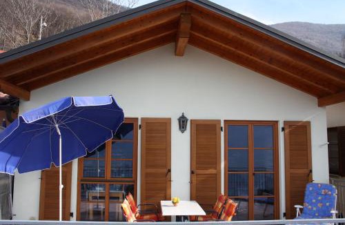 Tronzano Lago Maggiore House | Case Bellissime