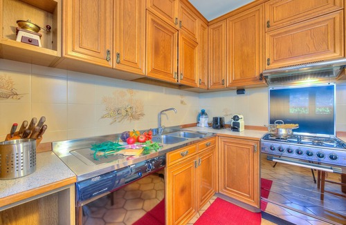 Angera House | Cedar House Villa Few Minutes From Lake, Angera, Italy