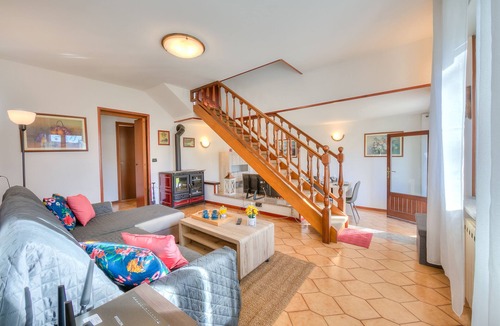 Angera House | Cedar House Villa Few Minutes From Lake, Angera, Italy