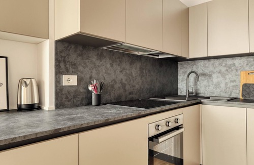 Bullona Apartment | Cenisio 23 - One Bedroom Apartment, Sleeps 4
