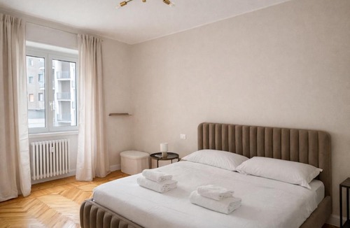 Bullona Apartment | CENISIO 8 by Serendipity