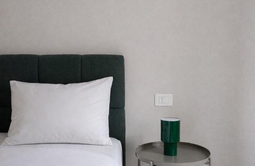 Bullona Apartment | CENISIO 8 by Serendipity