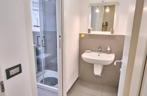 Lecco Apartment | [CENTER-LECCO]★Romantic Lakefront Apartment