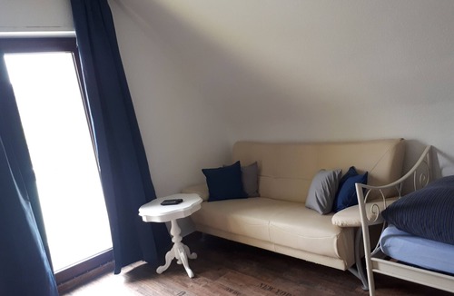 Norf House | Central accommodation with private parking directly at the house