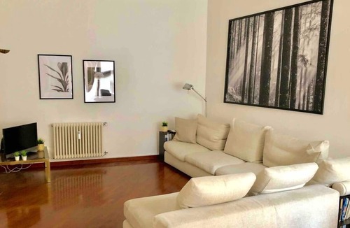 Porta Venezia House | Central Apartment Senate