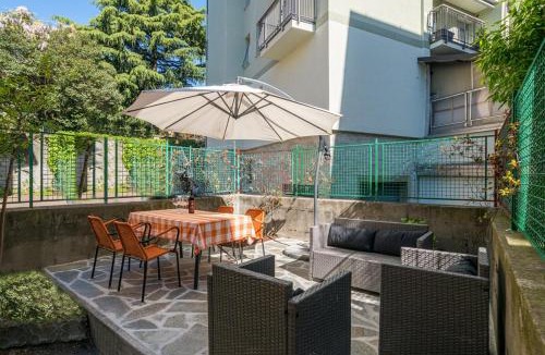 Cernobbio Apartment | Central Cernobbio - Modern apartment